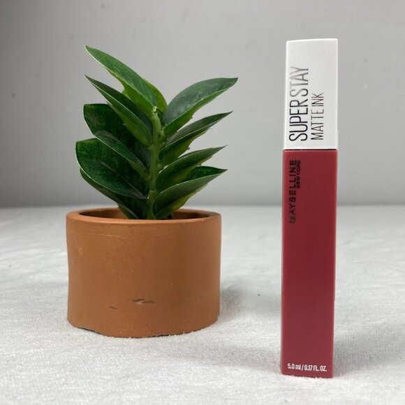 NEW - Sealed Maybelline Super Stay Matte Ink Liquid Lipstick Hustler 335 - Picture 1 of 8